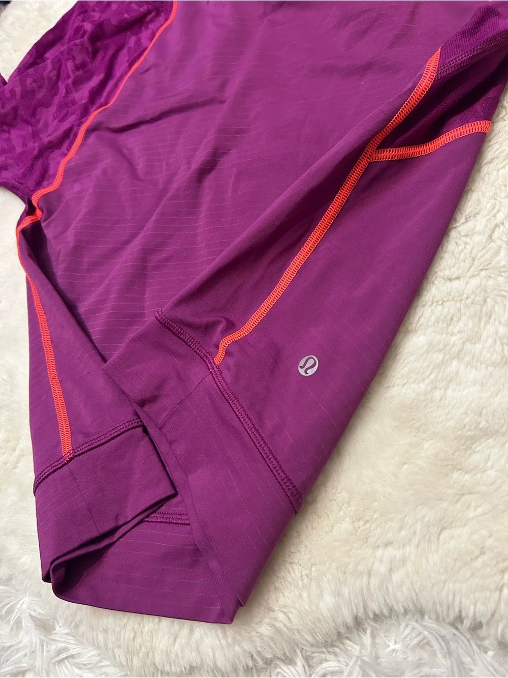 Lululemon Run For Days Women Size 4/6 Purple Regal Plum Long Sleeve Shirt